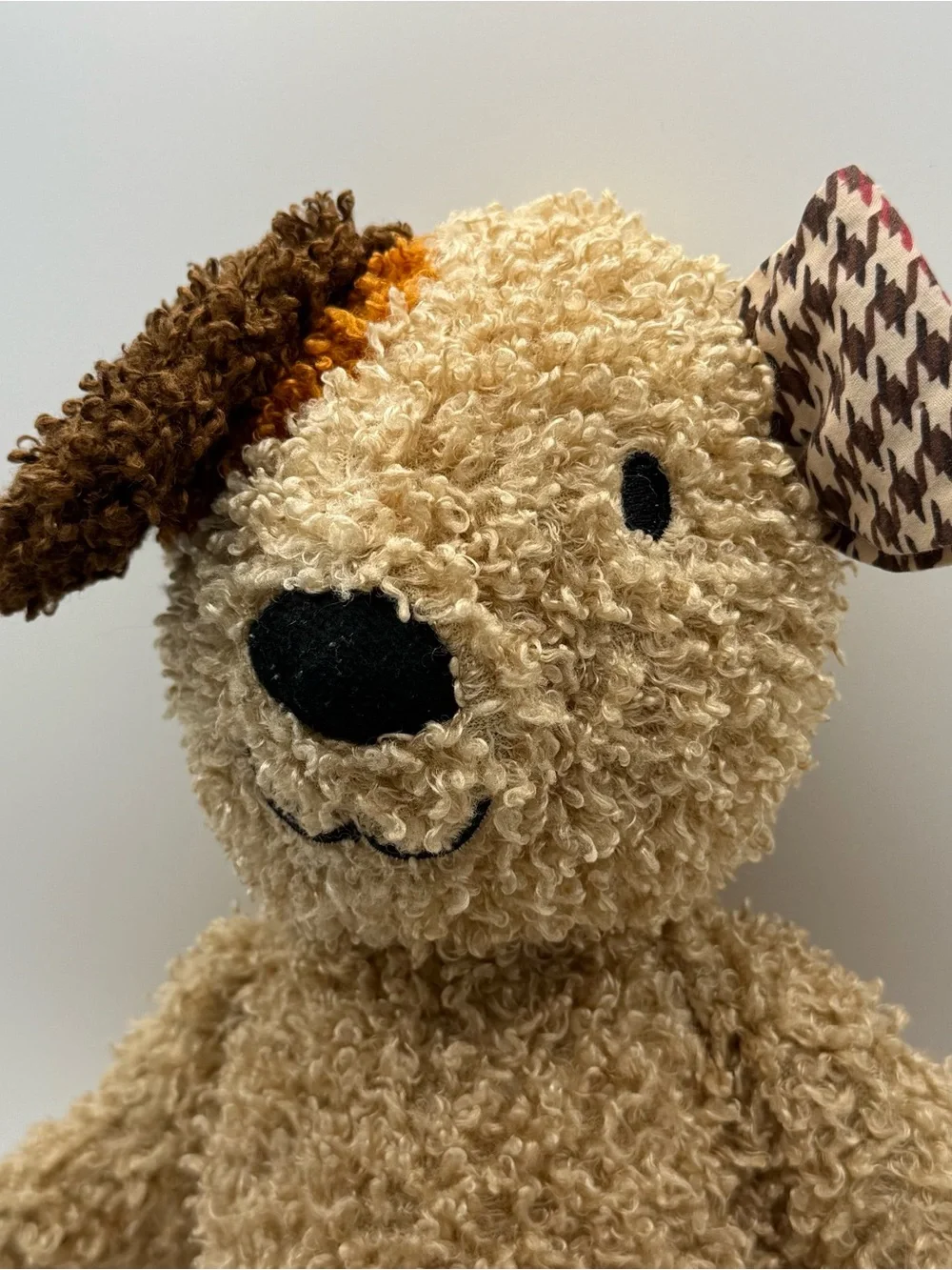 Lambs & Ivy  #203020 “Wilson” The Shaggy Dog With Houndstooth 2012 Plush (PL-42)
